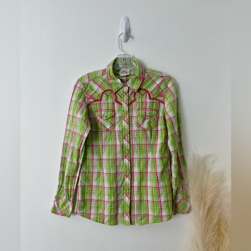 Ariat Women’s ‘Brooke’ Plaid Fitted Pearl Snap Shirt